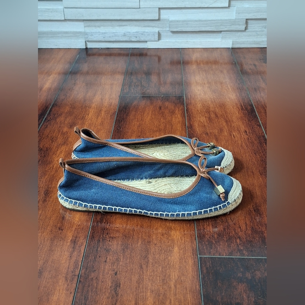 Michael Kors Espadrille Ballet Flats Size 8 Blue Canvas Rope Sole MK Bow - Picture 6 of 8
